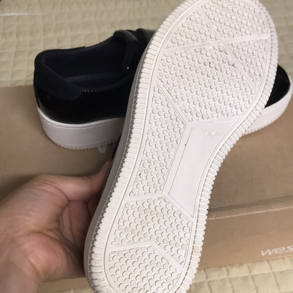 NWT WESC Women Sneakers size 5 - Picture 3 of 6